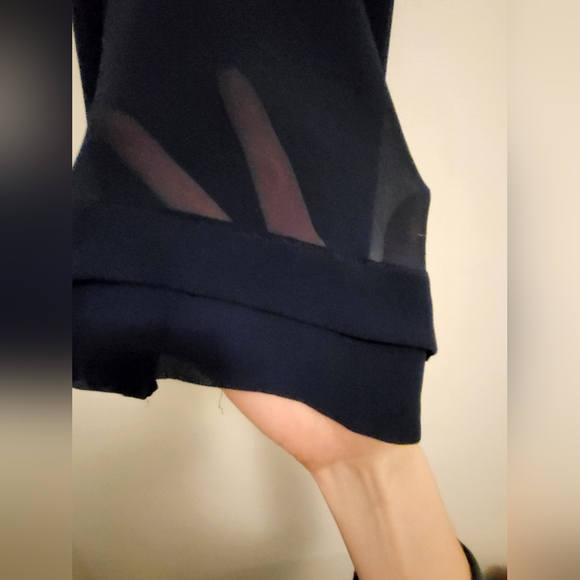 3/$25 Naked zebra navy blue top S - Picture 4 of 5